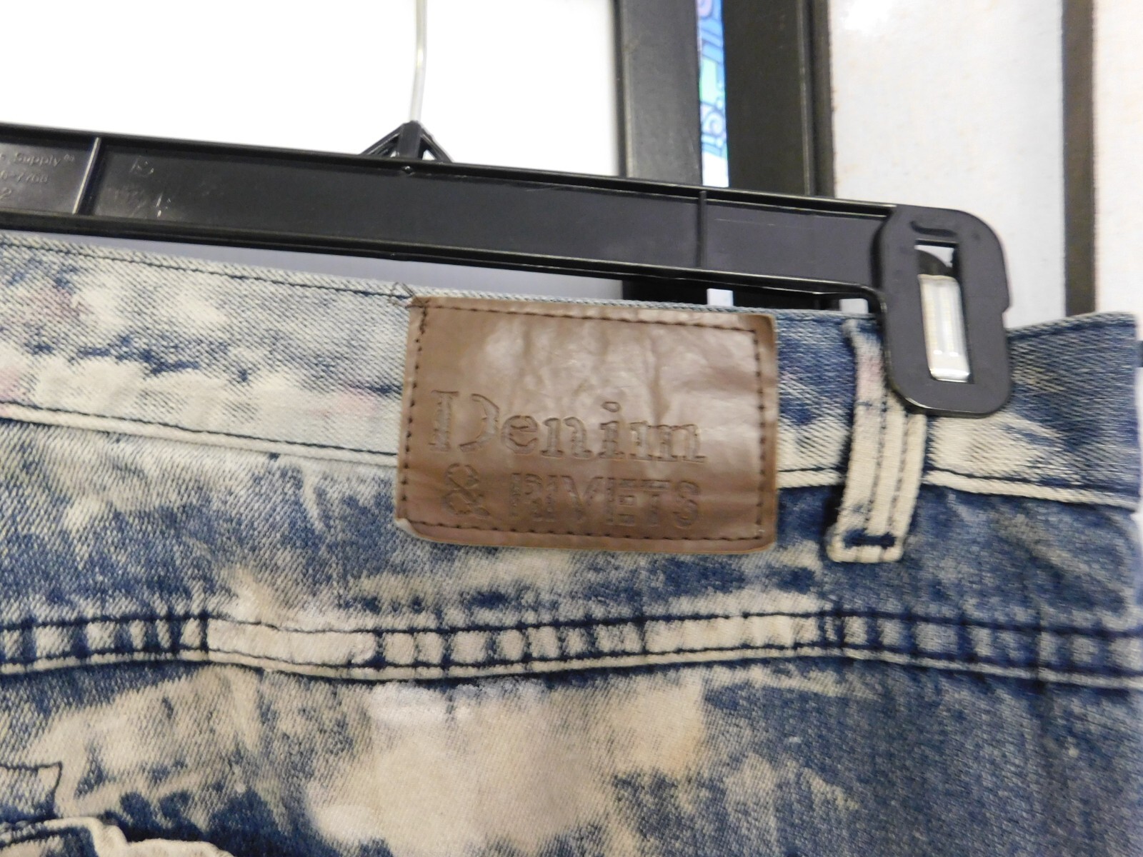 Denim & Rivets Authentic Denim Mens Splatter Destroy… Gem