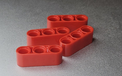 x4 - Red Technic, Liftarm Thick 1 x 3