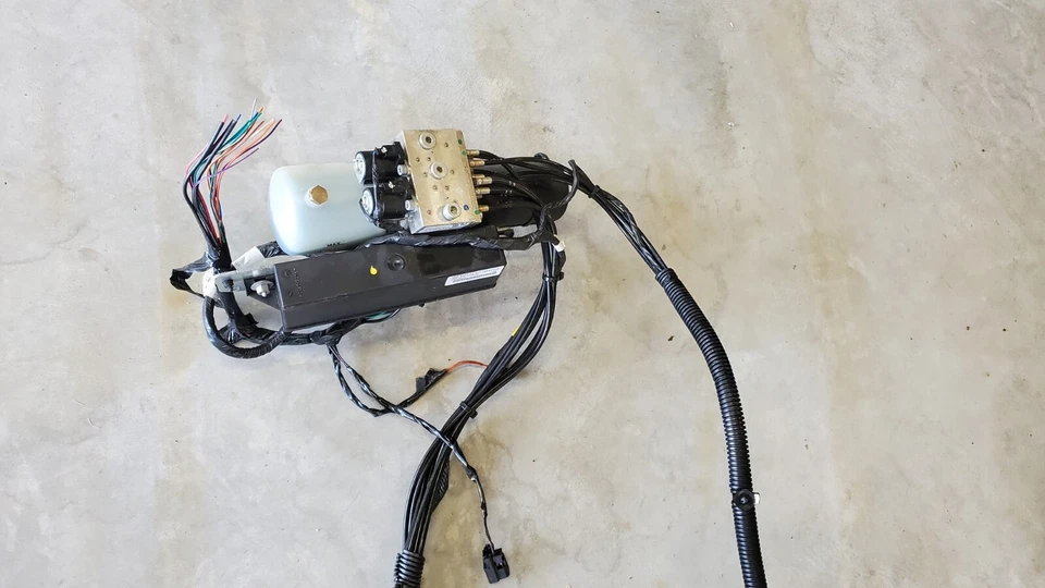 💥💥 2006-2009 PONTIAC G6 CONVERTIBLE MÓDULO BOMBA LÍNEAS CILINDROS ¡¡COMPLETO!! 💥 Foto 4 de 4