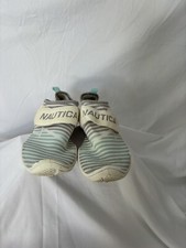 NAUTICAL TEAL WATER SHOE PAIR. PRE OWNED LIGHT USE. SIZE 5-6  HAS STRECH 