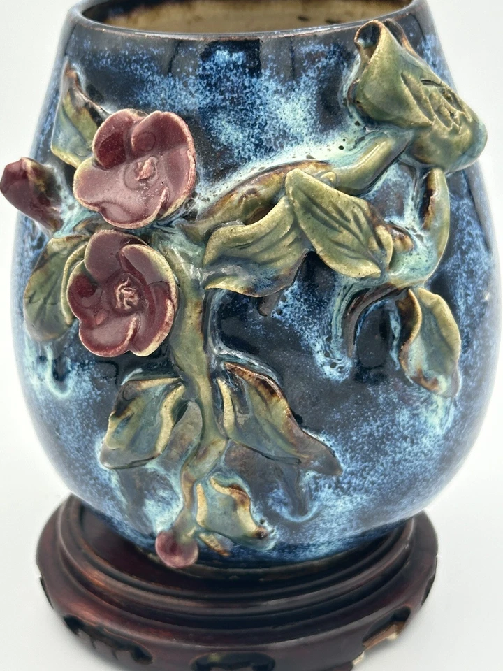 Jarrón de cerámica maceta Jun horno gres China azul cobalto rojo flores y hojas verdes Foto 3 de 4