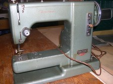 ANCIENNE MACHINE A COUDRE  ST ETIENNE   MANUFRANCE     OMNIA