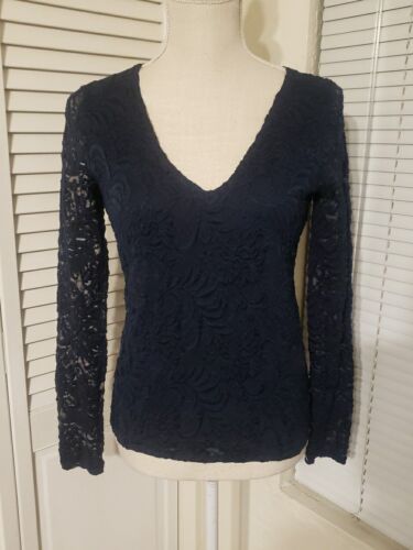 Blusa Abercrombie & Fitch Cuello en V Azul Marino Sólido Forrada de Encaje Manga Larga M