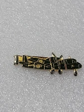 US Army OV-1 Mohawk Vietnam Era Plane LAPEL HAT PIN ENAMEL GREEN CLUTCH BACK