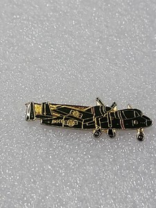 US Army OV-1 Mohawk Vietnam Era Plane LAPEL HAT PIN ENAMEL GREEN CLUTCH BACK
