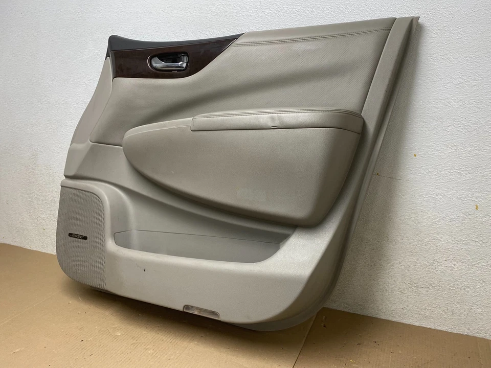 2011 to 2017 Nissan Quest Right Passenger Front Door Panel L6058 DG - Image 2 of 4