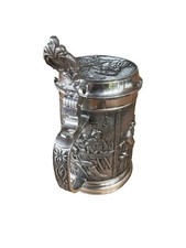 Schwerer Zinnkrug