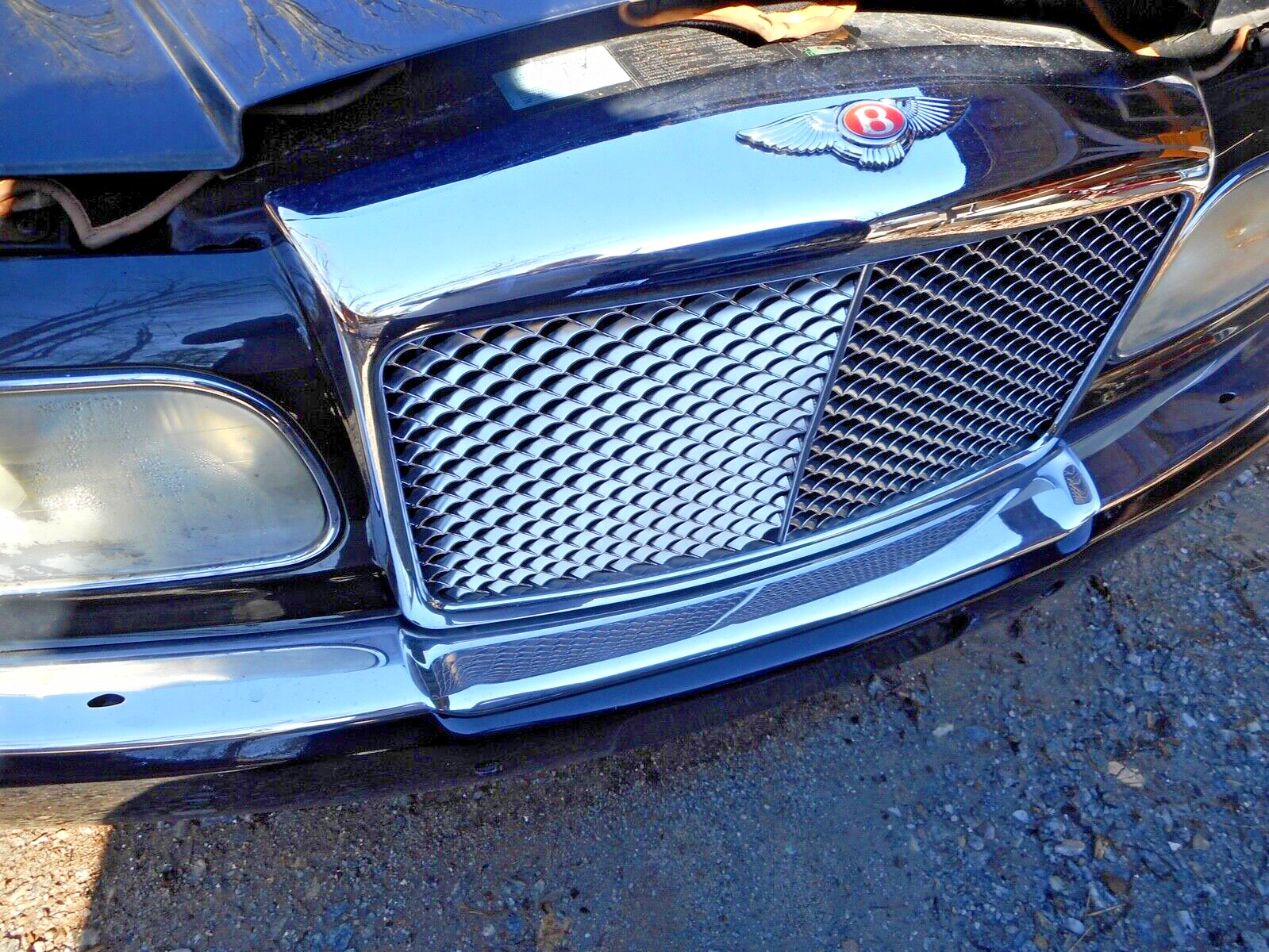 BENTLEY ARNAGE AZURE CHROME WHEEL. WORLDS LARGEST USED ROLLS ROYCE INVENTORY 