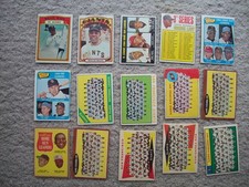 lot of 30 Willie Mays cards. see below