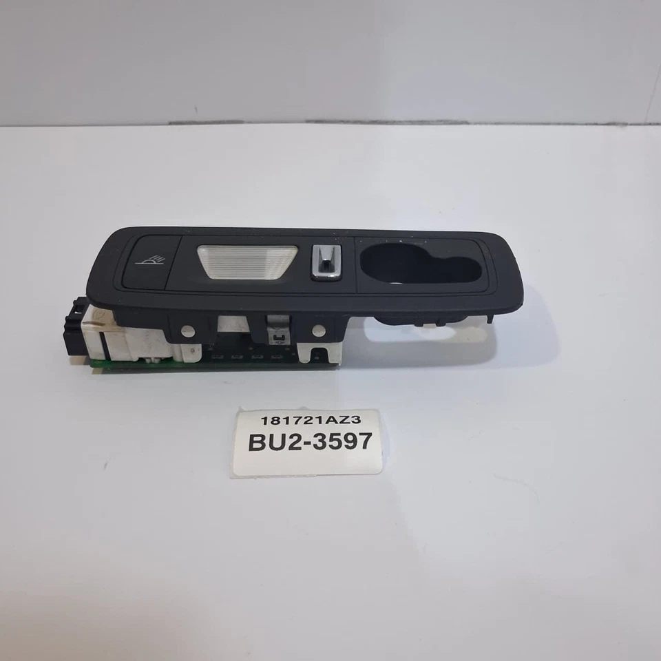 2011-2018 Porsche Cayenne Rear seat light 181721AZ3 — 第 4/4 张图片