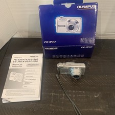 Olympus FE-340 8.0MP Digital Camera Silver FOR PARTS OR REPAIR ONLY Powers On