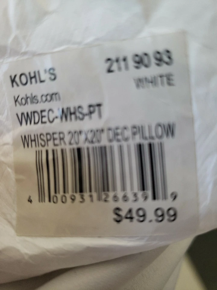 Almohada decorativa plisada Simply Vera Vera Wang Whisper 20 x 20 blanca Foto 3 de 3