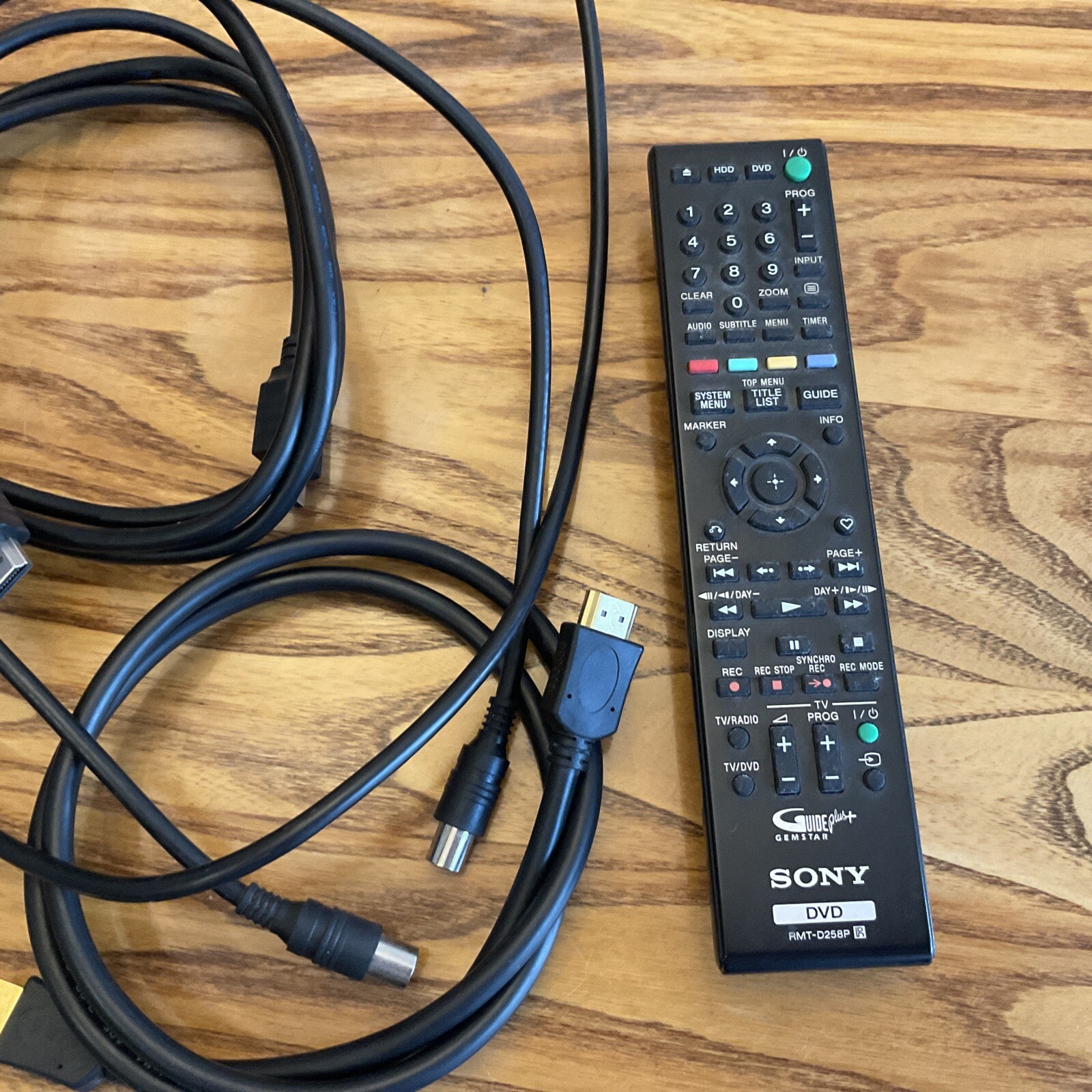 Sony DVD Recorder with Hard drive. Plus DVDR Discs. All Cables And