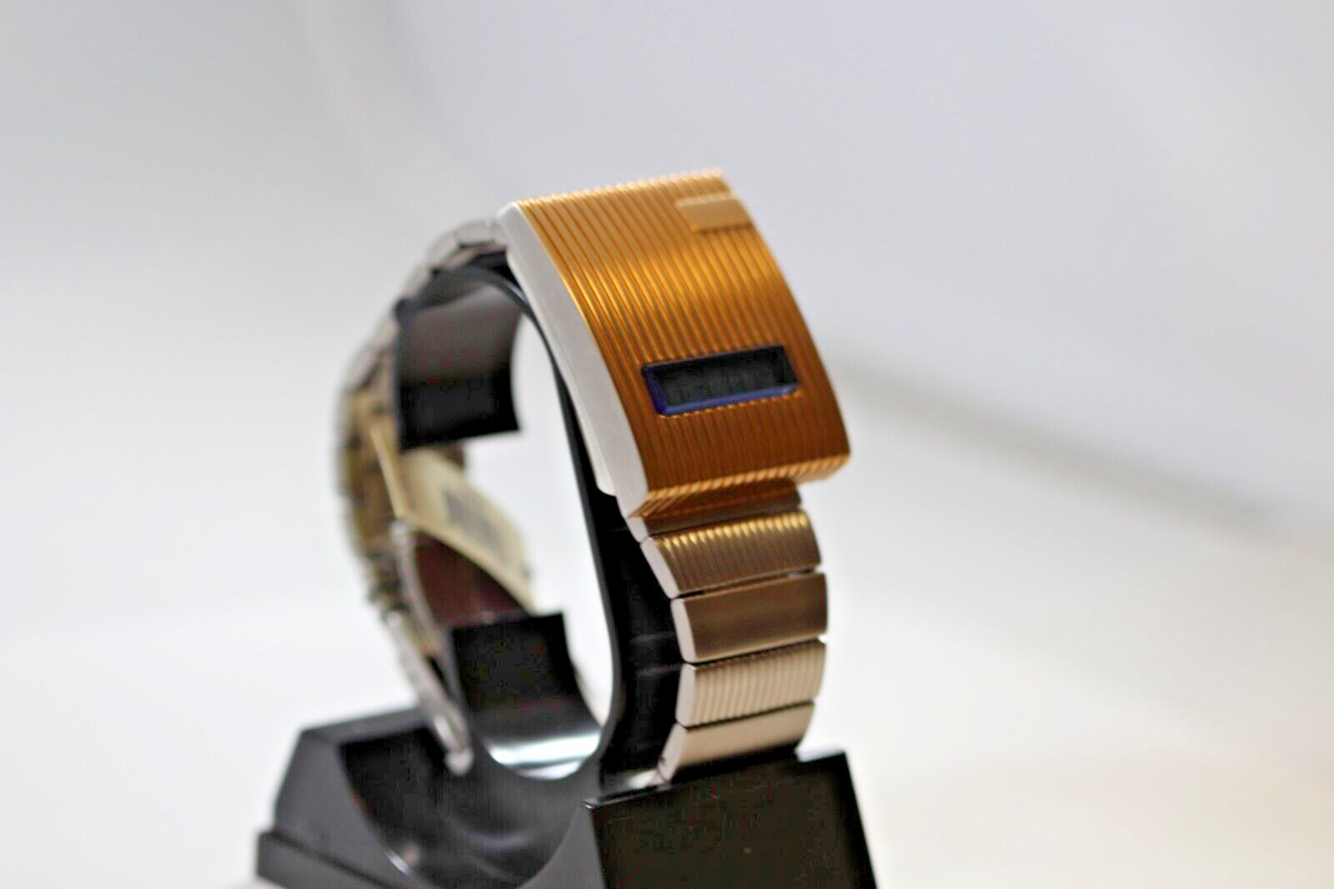 激レア 美品 Penguin メタル 腕時計 PGN0057 デジタル ウォッチ 激レア 美品 Penguin メタル 腕時計 PGN0057 デジタル ウォッチ 2025年