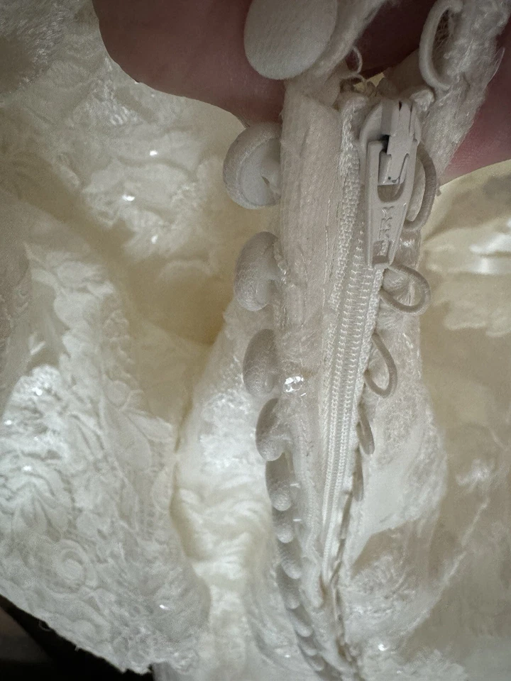Bonny Bridal Ivory Wedding Dress Size 26 - Image 4 of 4