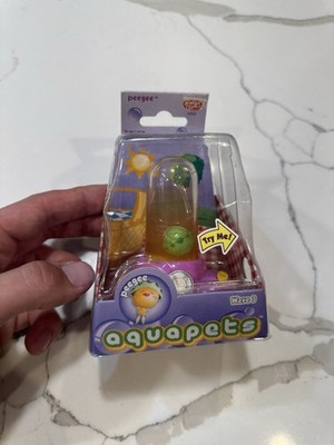 Original Aqua Pets Wave 3 Pegee 2004 Electronic Interactive Handheld Toy Pet