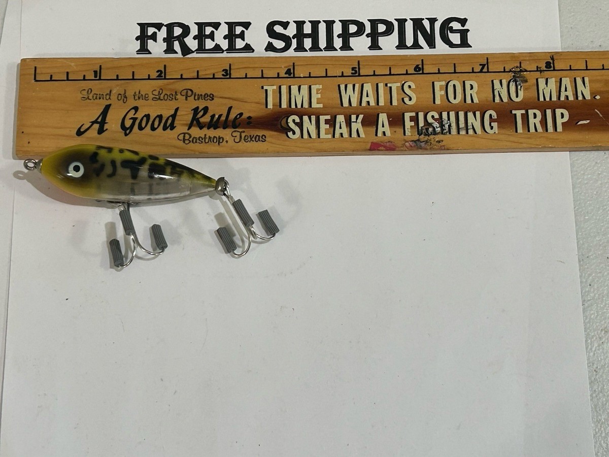 VINTAGE HEDDON BABY ZARA FISHING LURE SMITH COLOR TACKLE BOX FIND