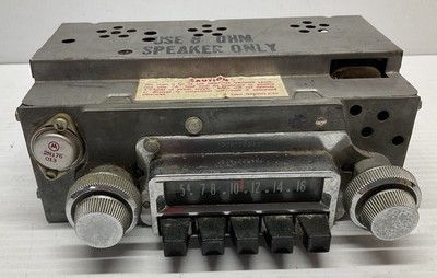 1966 INTERNATIONAL SCOUT 800 AM RADIO - Untested