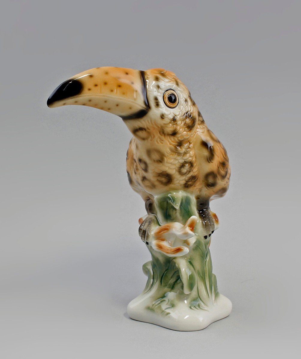 9942709 Figure Toucan IN Leopard Look Wagner&Apel Porcelain H22cm