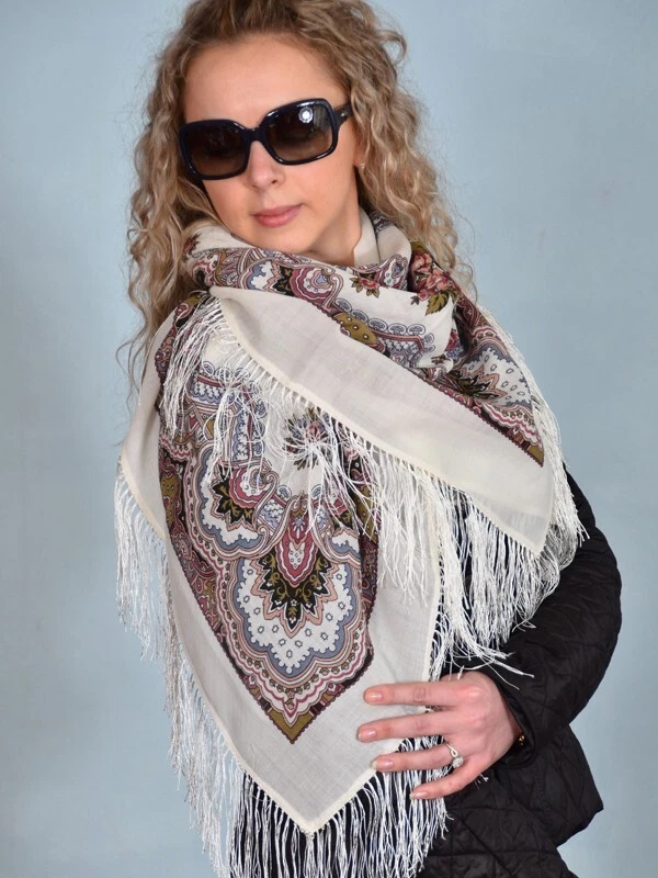 Grúa Lana RUSO PAVLOVO POSAD CHAL 527-1 Павловопосадский Платок Журавушка Foto 2 de 4