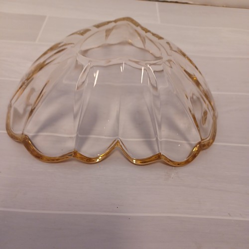 Savoir Vivre Crystal Japan Heart Shape Candy Nut Dish Gold Rim 6" Very petty . - Picture 6 of 7