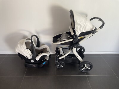 arlo vogue pram