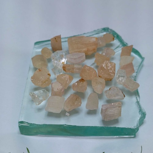 283 Carats Pink to Golden Color Natural Topaz Gemstone Lot, Average 9.1 Carats - Picture 3 of 4