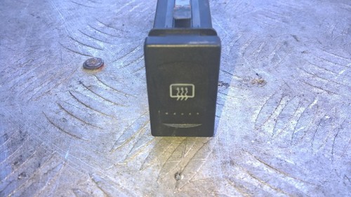 Volkswagen Passat 2004 Heated screen switch (Window Heater Switch) #95873-52