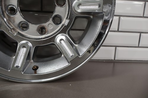03-07 Hummer H2 Single (1) Aluminum 17x8.5 OEM Silver Wheel W/O Center Cap - Picture 6 of 19