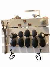 Stone /pebble artwork