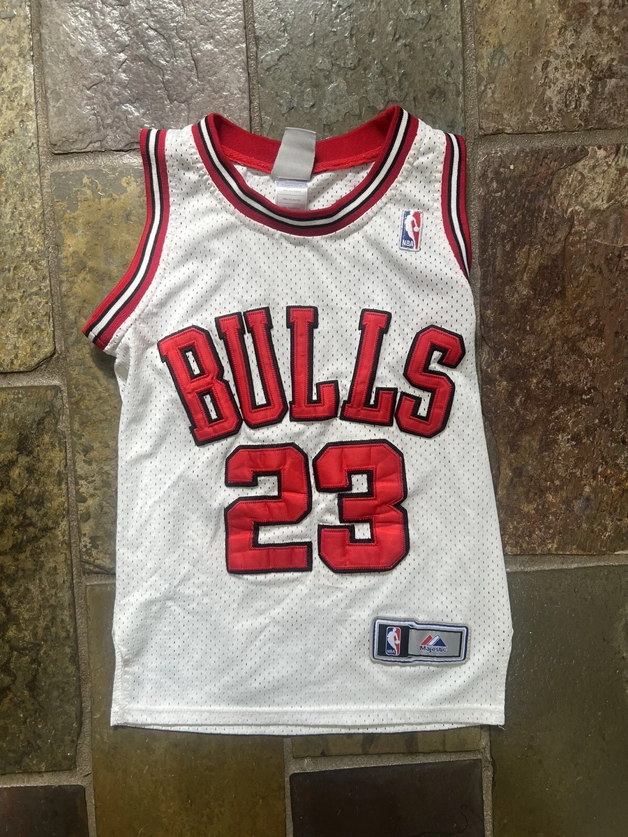 What size jersey did michael hotsell jordan wear