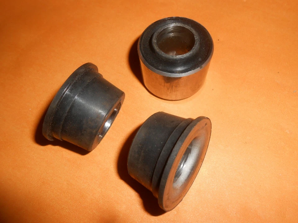 KIT BUJE BRAZO CONTROL PISTA FORD CONSUL MK2 375 (1956-1962) NUEVO Foto 3 de 4