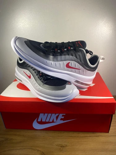 scarpe da ginnastica nike air max axis UK 9 nuove ?
