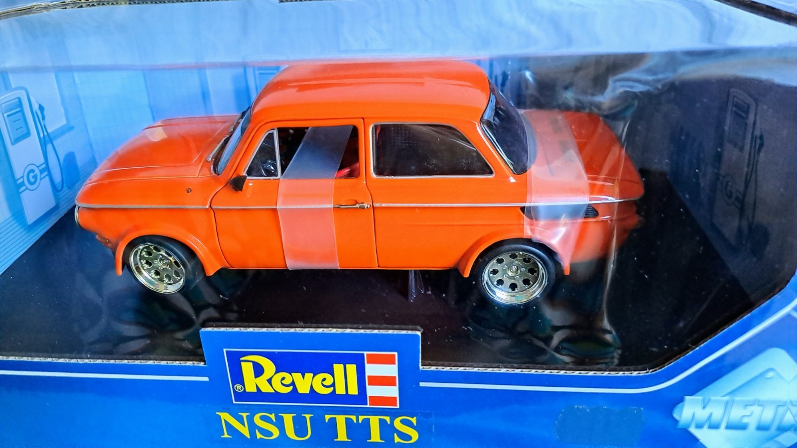 Foto 1 di 23