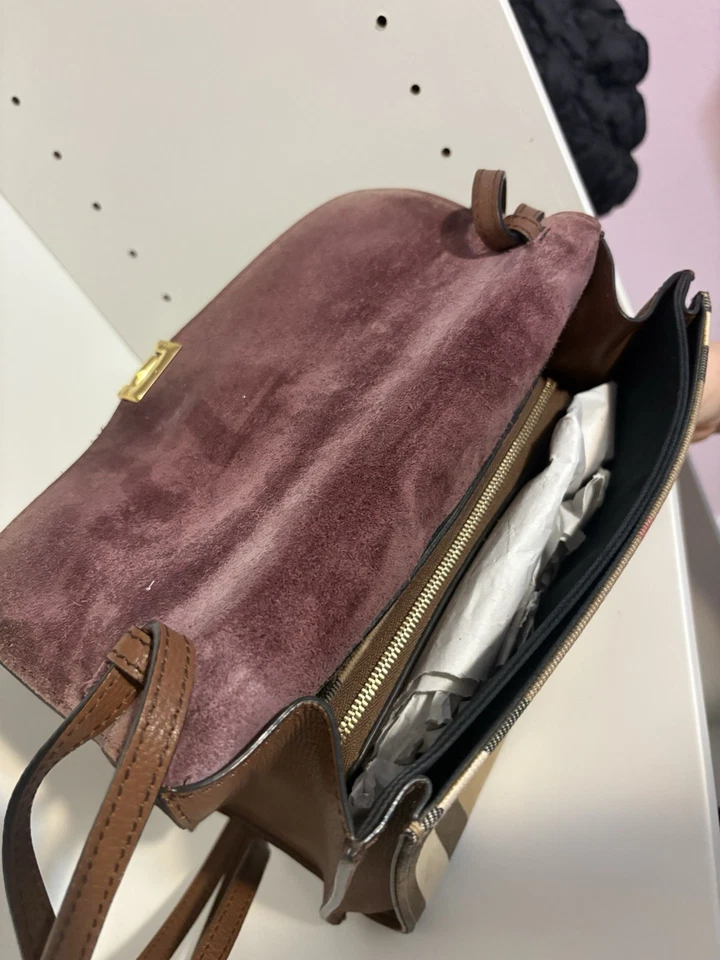 Burberry Women's Brown House Check Canvas Macken Crossbody Bag w/matching wallet - Image 4 of 4