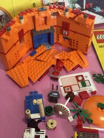 LEGO SpongeBob SquarePants: Good Neighbors at Bikini Bottom (3834) Super Rare