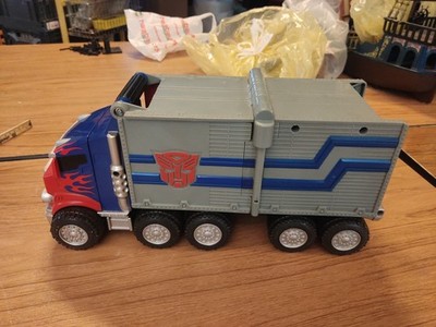 Transformer Optimus Prime Battle Rig Blaster Nerf