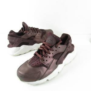 nike huarache mahogany