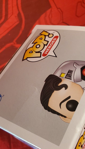 Funko Pop! CYBORG SUPERMAN #346 (SDCC) , SUPERMAN #419 (NYCC) & #437 (NYCC) - Picture 13 of 14