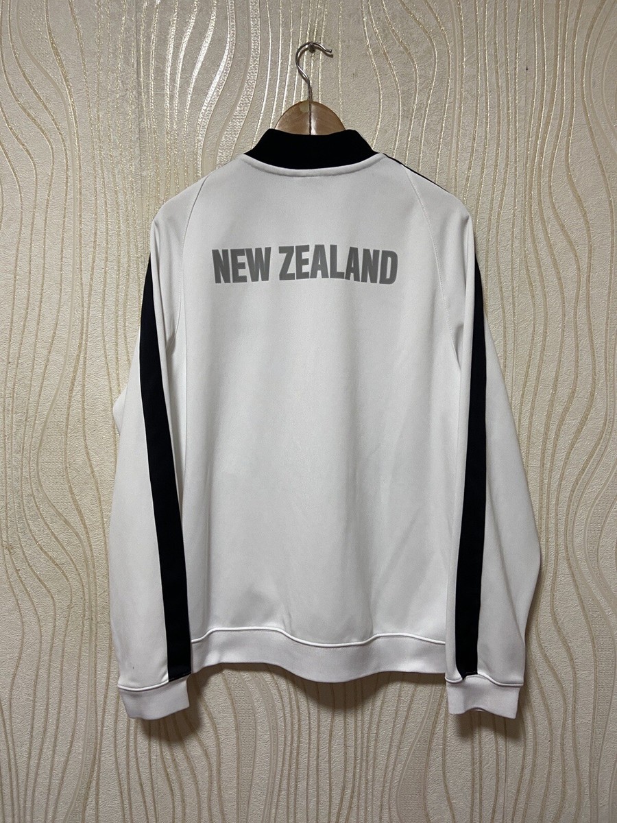 2014 2015 NEW ZEALAND 2014 2015 N98 AUTHENTIC FOOTBALL SOCCER