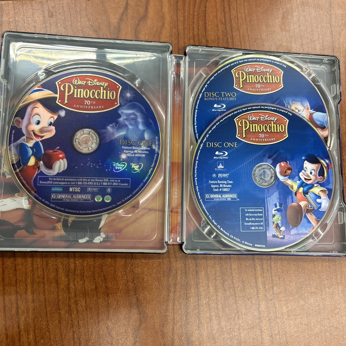 Pinocchio : 70th Anniversary (3-Disc Bluray/DVD, 2009