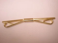 2-3/8" Flat Front Square Wire Gold Tone Vintage Collar Bar L42