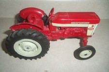 FARMALL 340 TRACTOR INTERNATIONAL IH ESKA ERTL Vintage Farm Toy