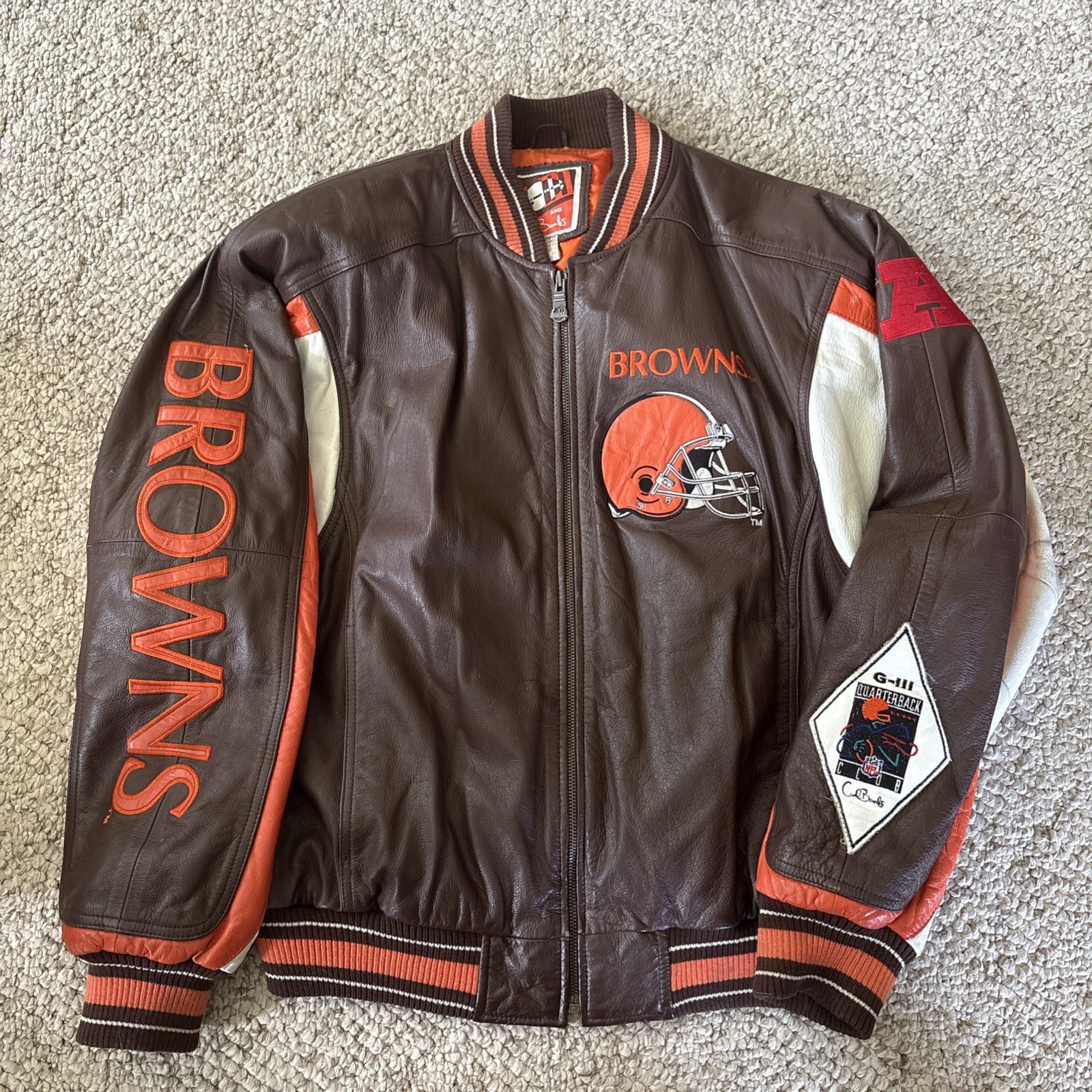 Picture 2 of 24