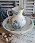 ANCIEN BROC ET CUVETTE DE TOILETTE TERRE DE FER LA LOUVIERE REGENT oiseau