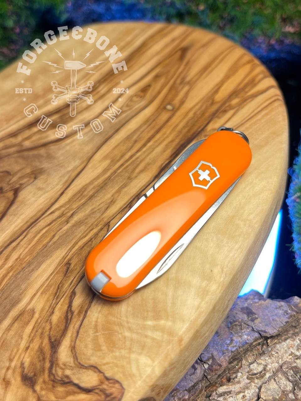 Victorinox Classic Mango Tango 0.6203.83G