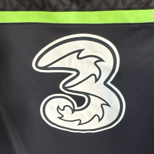 Ireland National Team soccer jersey by Umbro SMALL (18x27) Very Good White - Picture 3 of 7