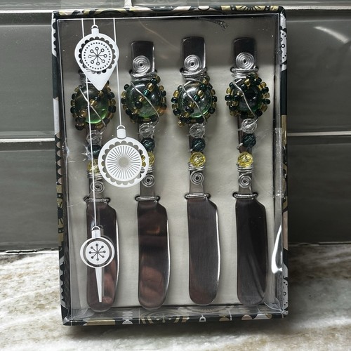 4 Stainless Steel Butter Spreaders Canape’ Knives Glass Beaded Irish St Patrick - Afbeelding 1 van 5