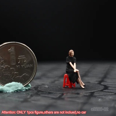 3D 1/64 Sitting Woman Female Figure Diorama For 1:64 Car Street Macro Scene
