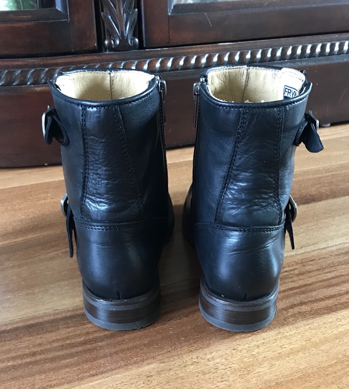 NEW NO BOX WOMEN'S FRYE VERONICA 6 6 6 SIDE ZIP SHORT BOOTS SIZE 6B BLACK 1667b3 NEW NO BOX WOMEN'S FRYE VERONICA 6 6 6 SIDE ZIP SHORT BOOTS SIZE 6B BLACK 1667b3